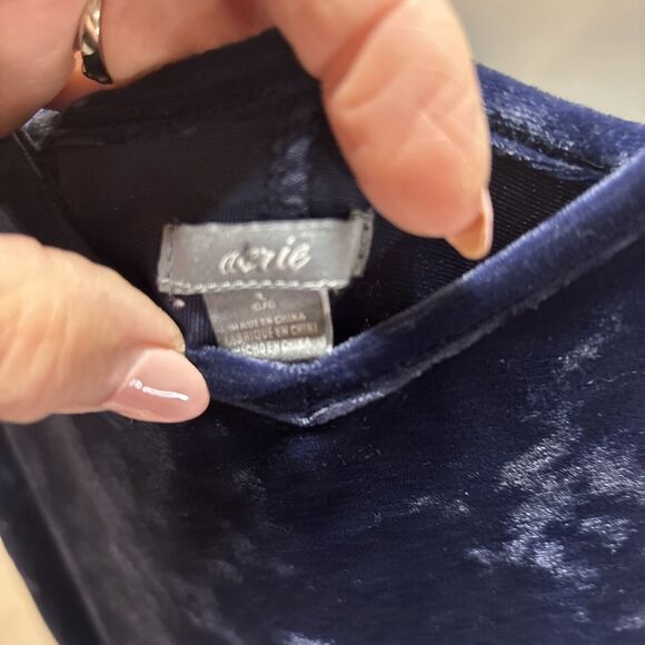 Aerie Dark Blue Velvet Burnout Holiday V-Neck Wide Leg Jumpsuit Womens Size L - Picture 5 of 11